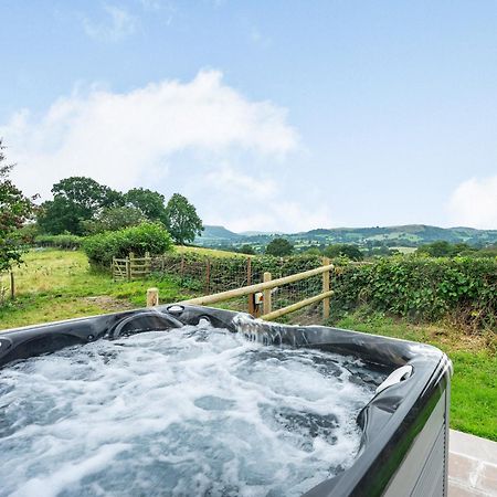 Meadowcroft Villa Bettws Disserth Dış mekan fotoğraf