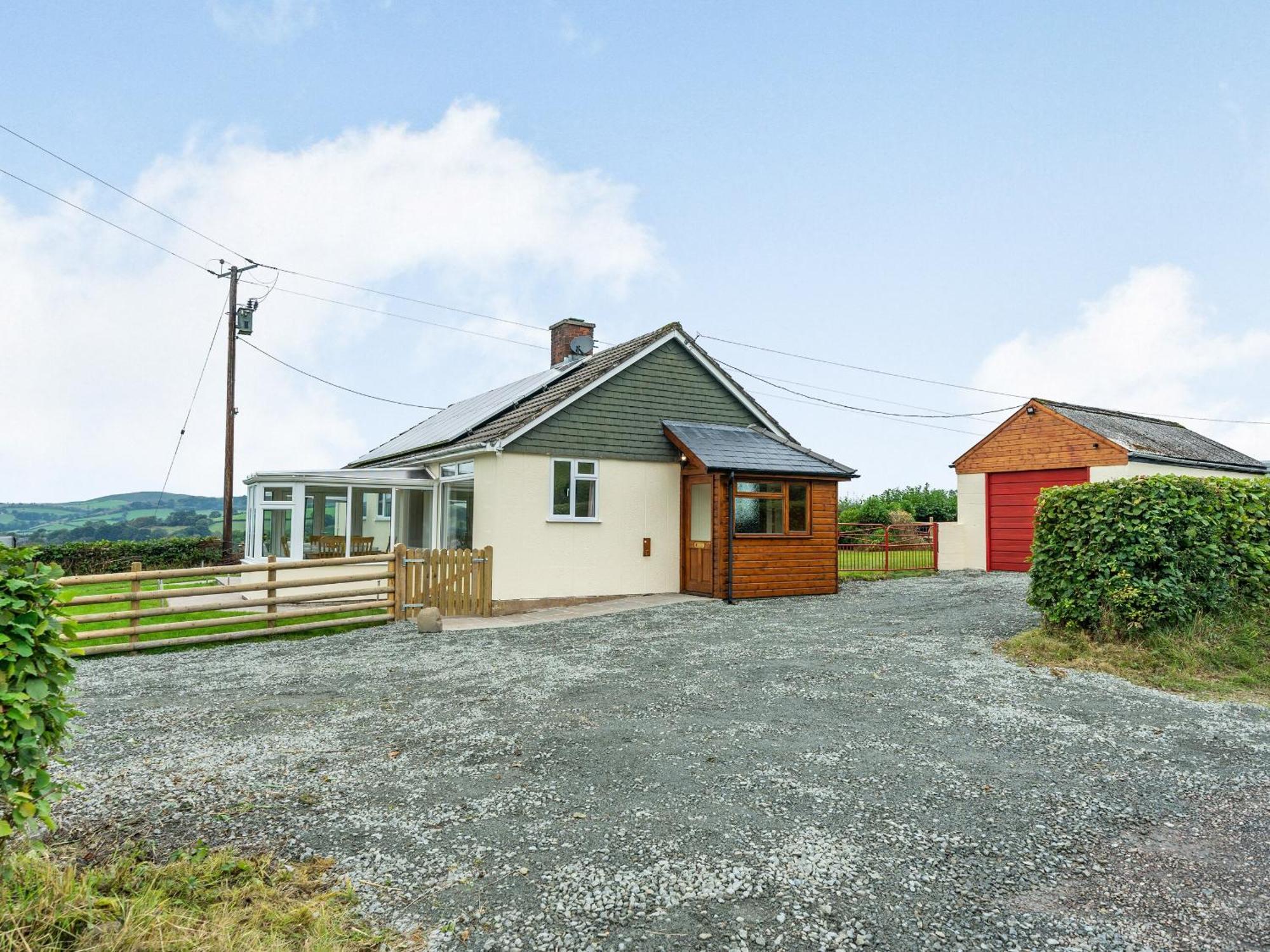 Meadowcroft Villa Bettws Disserth Dış mekan fotoğraf