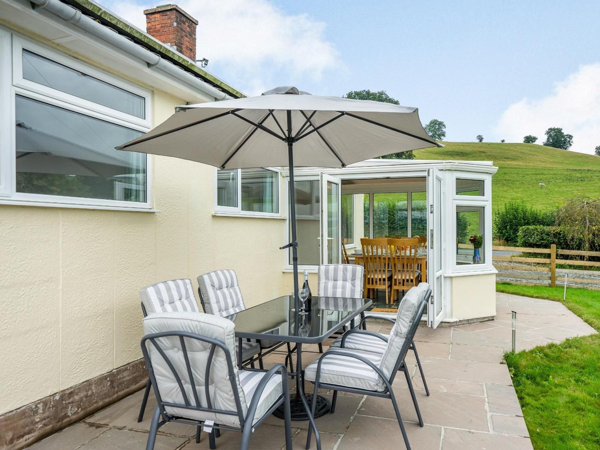 Meadowcroft Villa Bettws Disserth Dış mekan fotoğraf