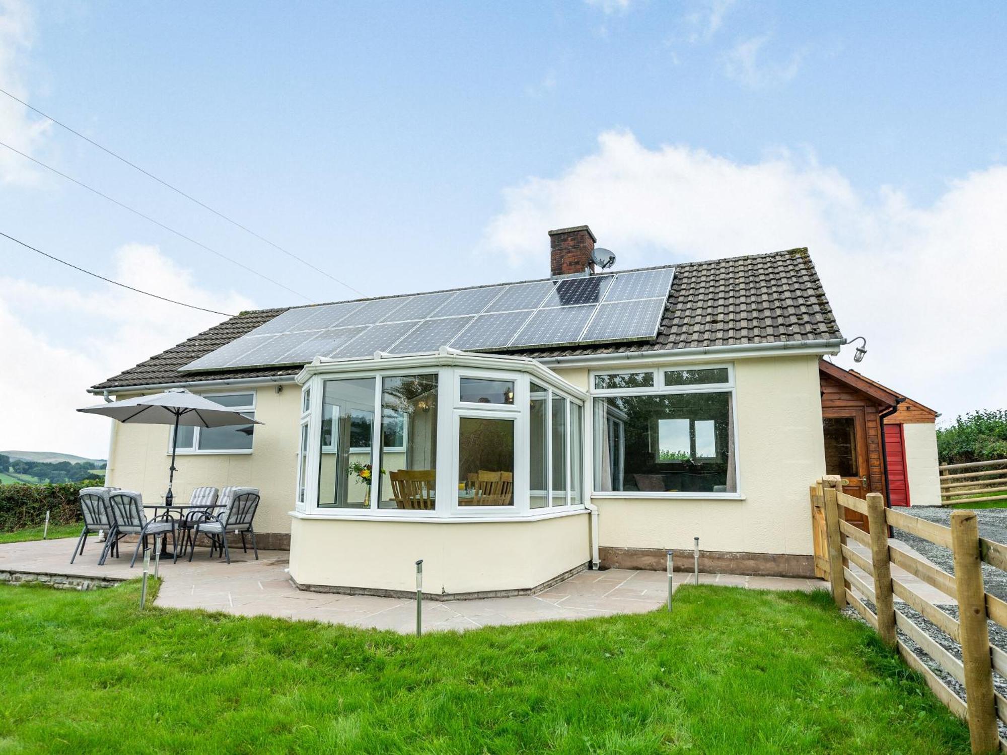 Meadowcroft Villa Bettws Disserth Dış mekan fotoğraf