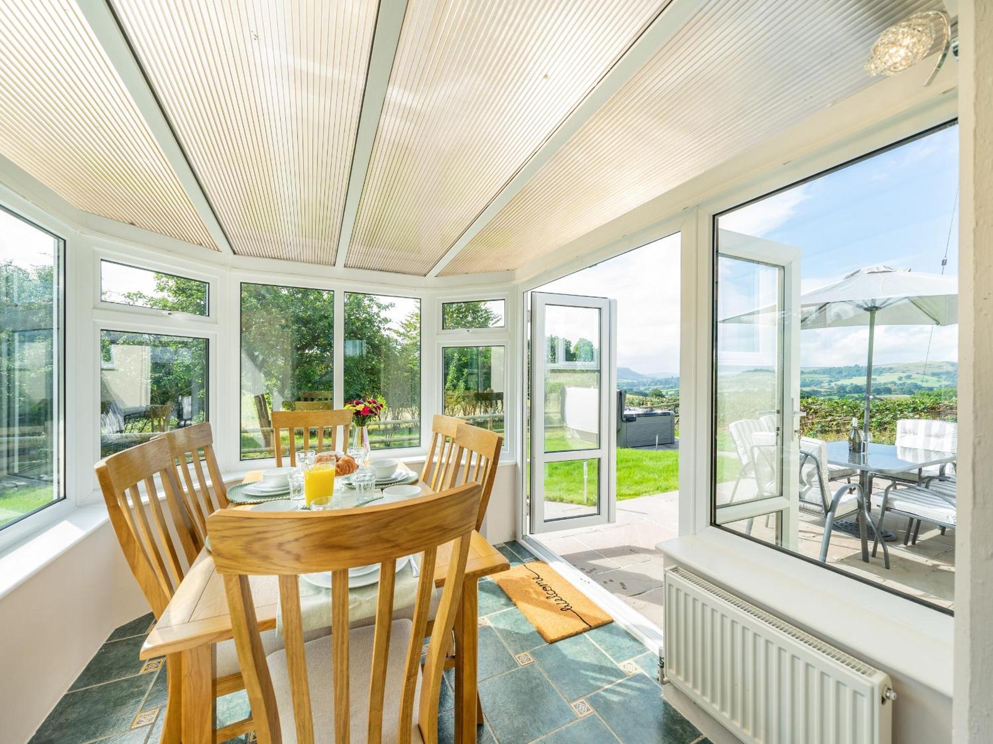 Meadowcroft Villa Bettws Disserth Dış mekan fotoğraf